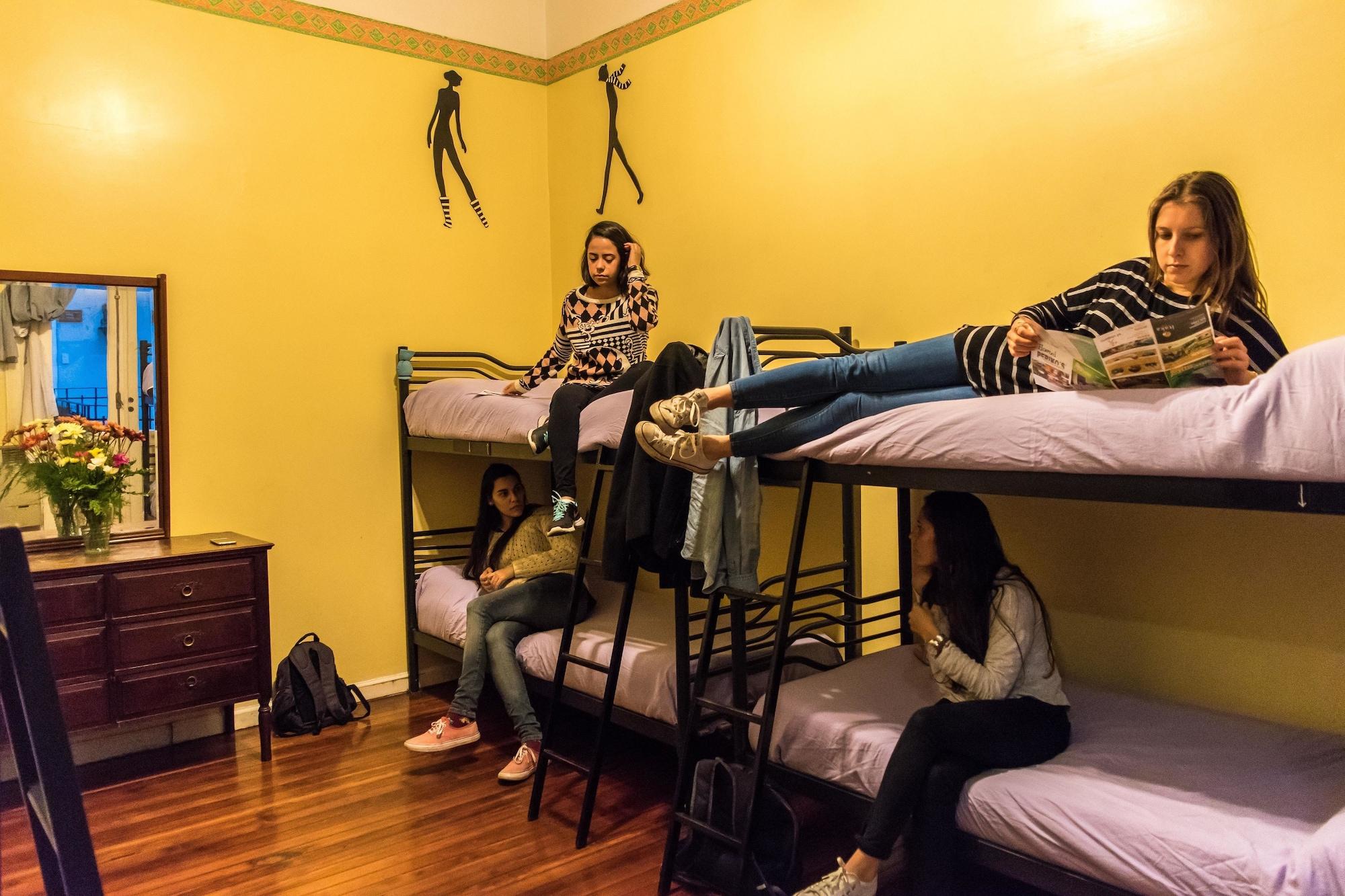 Milhouse Hostel Hipo Buenos Aires Exterior foto